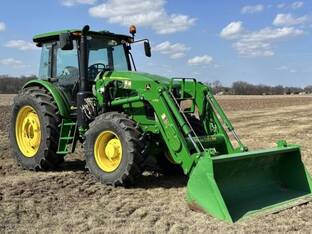 2023 John Deere 6135E