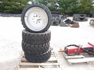 33X12-20 (12X16.5) NO FLAT TIRES