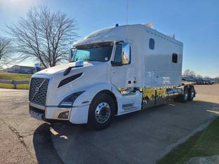 2024 Volvo VNL64T300