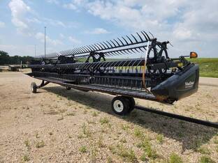 2017 MacDon Industries FD75