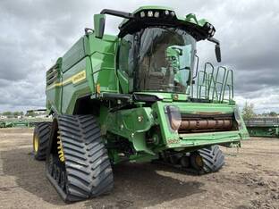 2022 John Deere X9 1000