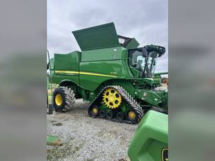 2022 John Deere S790