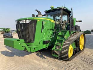 2023 John Deere 9RT 570