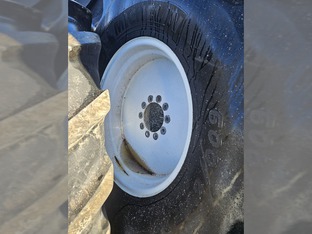 AGCO White 18x28 wheels