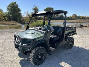 2018 John Deere GATOR XUV 835M