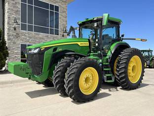 2021 John Deere 8R 370