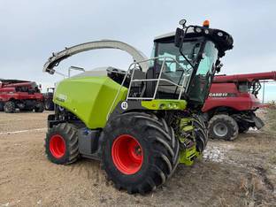 2015 Claas JAGUAR 880