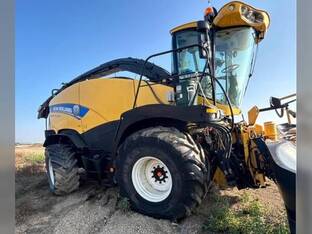 2015 New Holland FR850