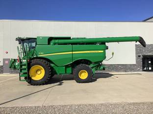 2024 John Deere S780