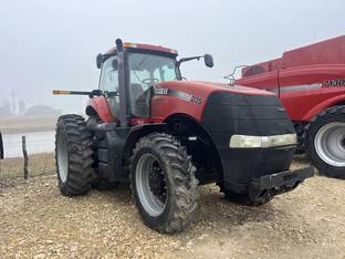 2011 Case IH Magnum 235