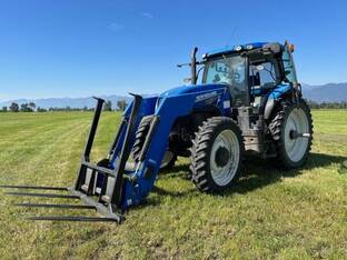 2014 New Holland T7.210 T4A