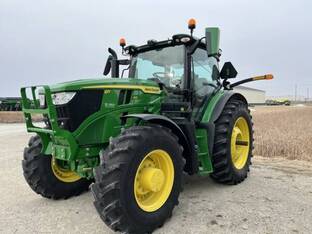 2023 John Deere 6R 165