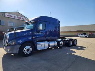 2016 Freightliner CASCADIA 125 EVOLUTION
