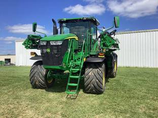 2023 John Deere 800R
