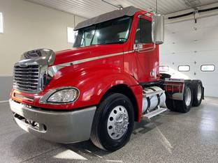2006 FREIGHTLINER COLUMBIA 120 - Vanguard Truck Centers