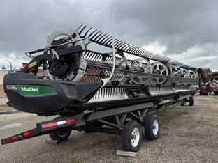 2023 MacDon Industries FD235