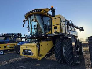 2019 New Holland CR7.90 REVELATION