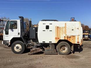 2002 Sterling SC8000