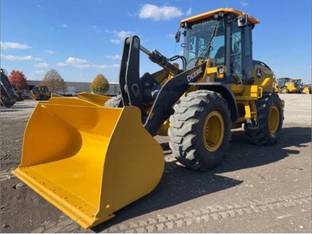 2022 John Deere 544 P