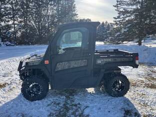 2020 John Deere GATOR XUV 835M