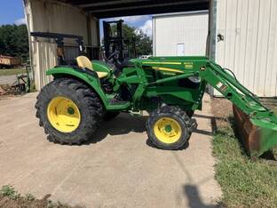 2021 John Deere 4052M