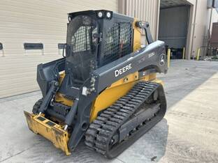 2023 John Deere 333G