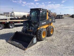 2023 John Deere 320G