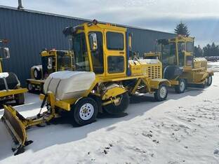 2016 Superior Broom DT74C