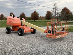 2015 JLG 400S