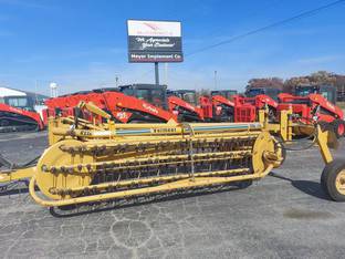 2001 Vermeer Mfg. Co. R23A