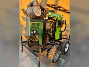 2023 John Deere 4T125