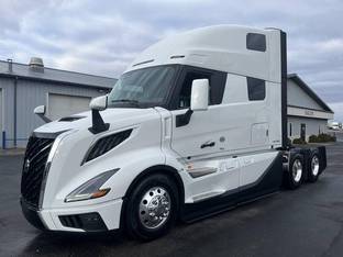 2025 Volvo VNL64T860