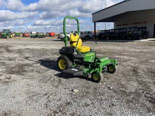 2022 John Deere Z735M