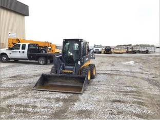 2023 John Deere 324G