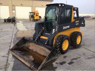 2023 John Deere 324G