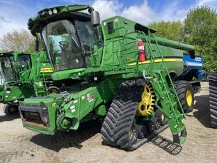 2022 John Deere S780