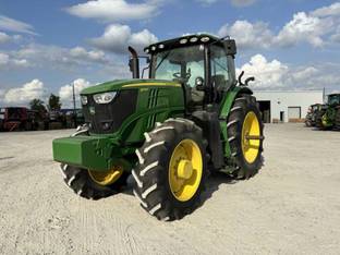 2021 John Deere 6215R