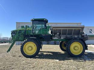 2022 John Deere 400R