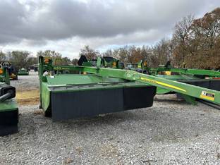 2010 John Deere 630