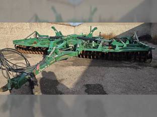 2016 Great Plains 2400TM