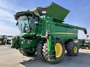 2019 John Deere S780