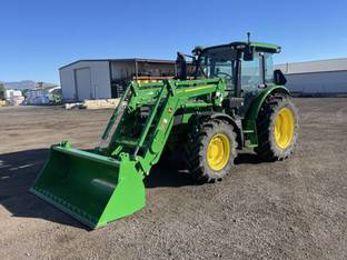 2022 John Deere 5125M