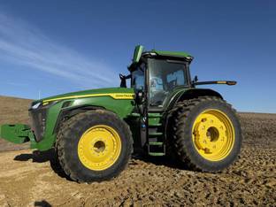 2023 John Deere 8R 370
