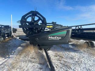 2016 MacDon Industries FD75