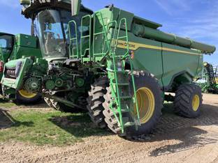 2022 John Deere X9 1000