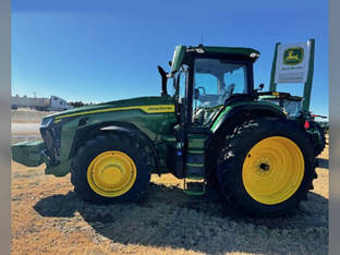 2024 John Deere 8R 230