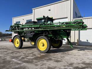 2019 John Deere R4044