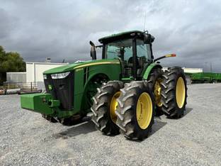 2011 John Deere 8310R