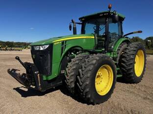 2011 John Deere 8285R