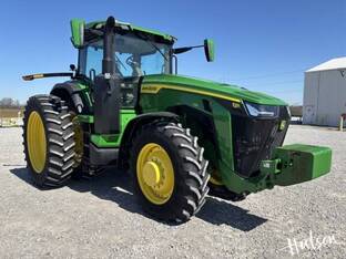 2024 John Deere 8R 230